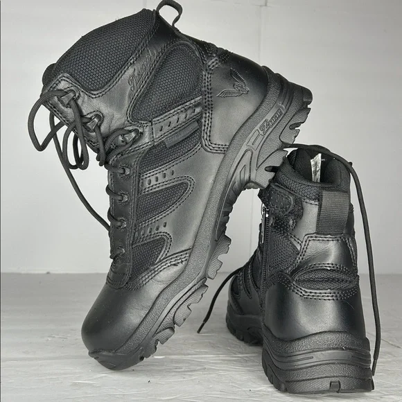 Black Tactical Boots with Herringbone Lining  display picture 2